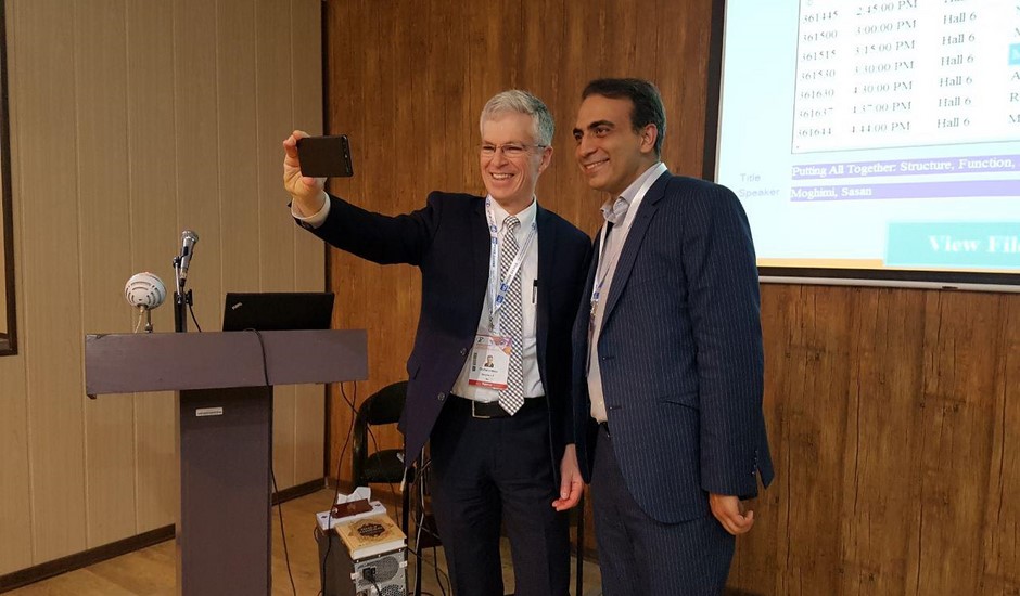 Dr Stephen Christiansen